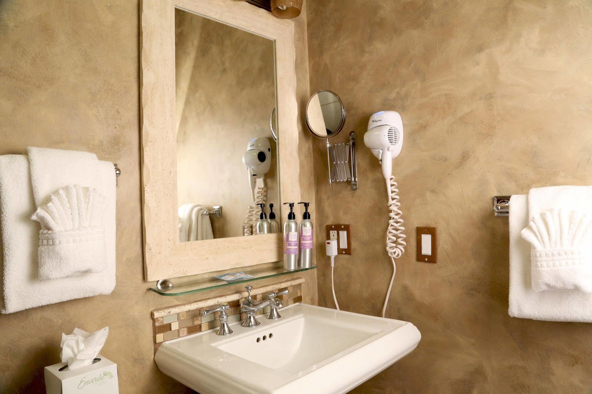 Luxx Boutique Hotel Santa Fe Exterior photo